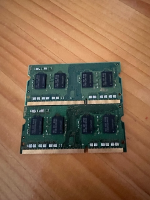 samsung 8GB (4Gx2) 1Rx8 PC3L-12800S　ノート用メモリー　2枚セット_画像3