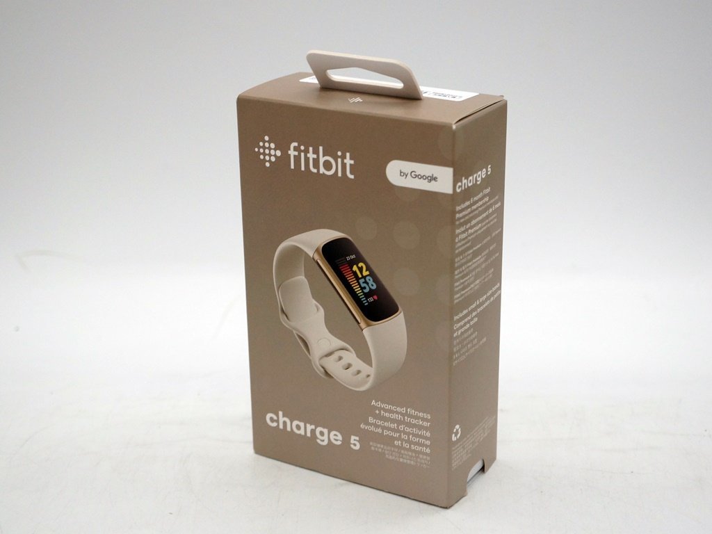 ☆1スタ【未使用・未開封】【Suica対応】Fitbit Charge 5 ルナホワイト