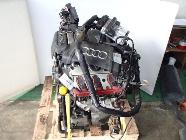  Audi A5 ABA-8TCALF двигатель ASSY