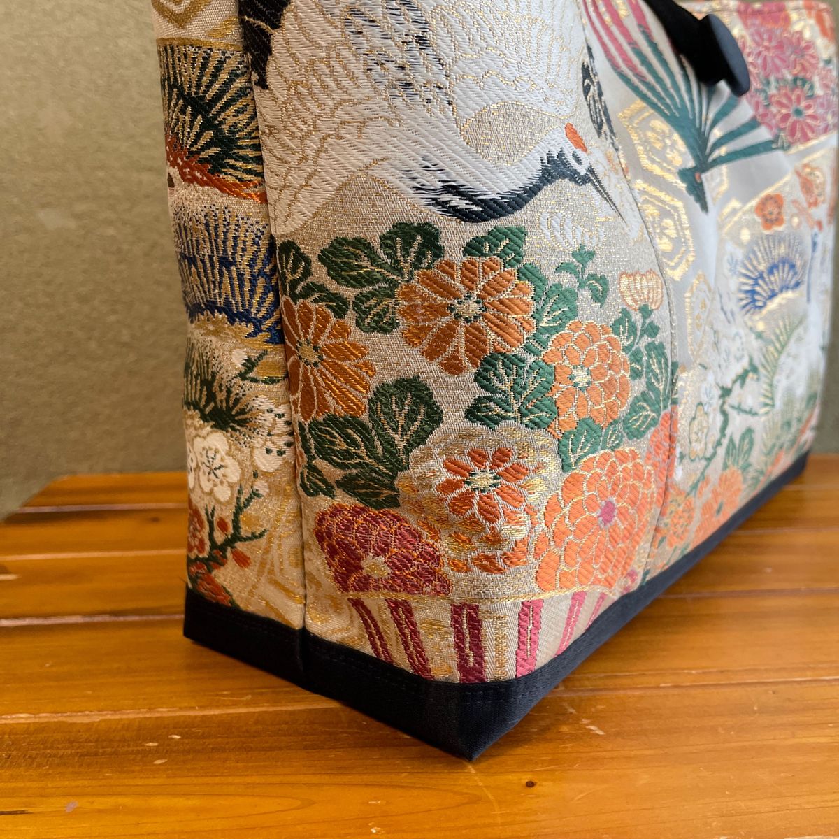 帯リメイクバッグ(大鶴の古典柄 ハンドメイド トートバッグ