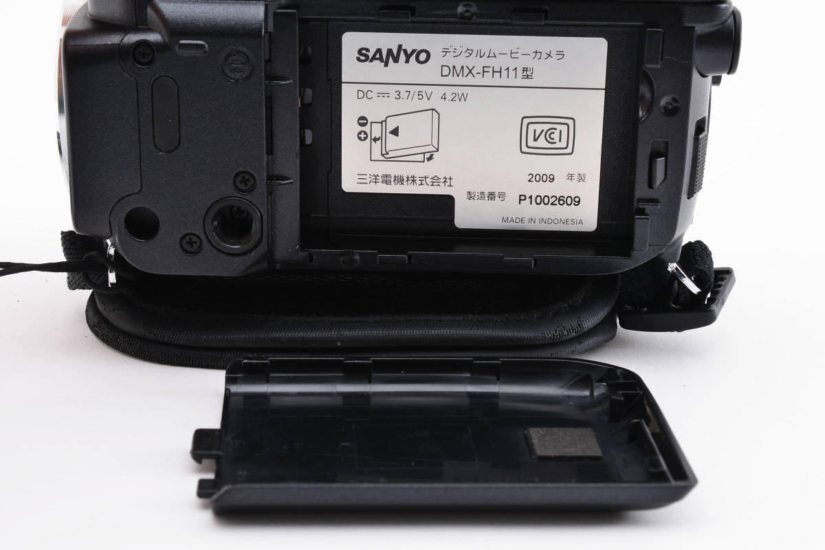 ★☆ 良品！ SANYO サンヨー Xacti DMX-FH11 ブラック ビデオカメラ 箱付 ★☆_画像10