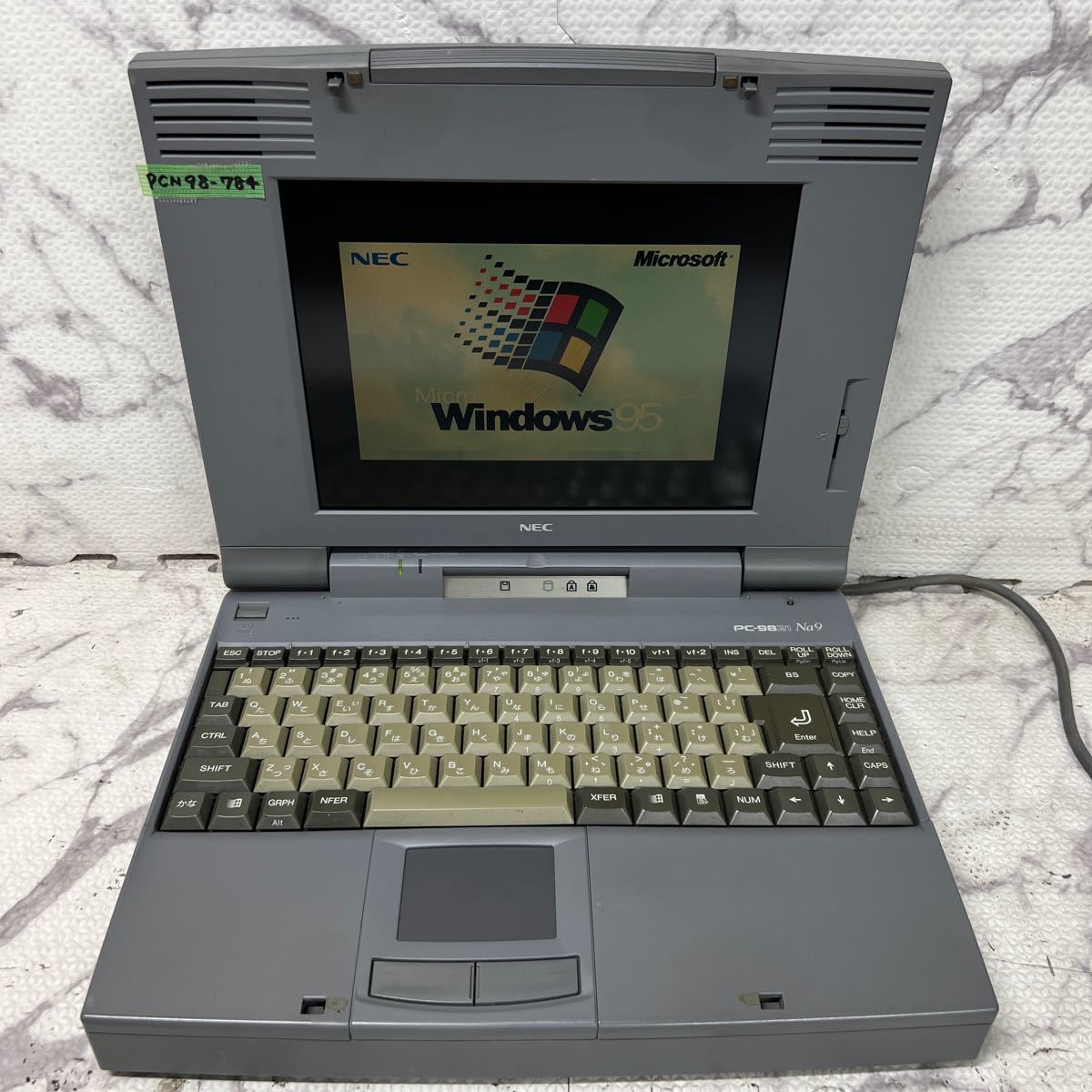 PCN98-784 激安 PC98 ノートブック NEC PC-9821Na9/H8 起動確認済み ジャンク_画像2