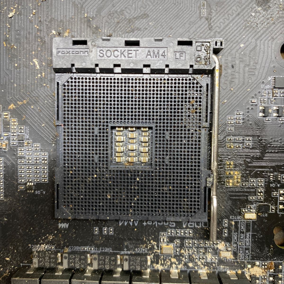 MG11-149 激安 マザーボード GIGABYTE X570 I AORUS PRO WIFI SOCKET AM4 通電確認済み ジャンク_画像6