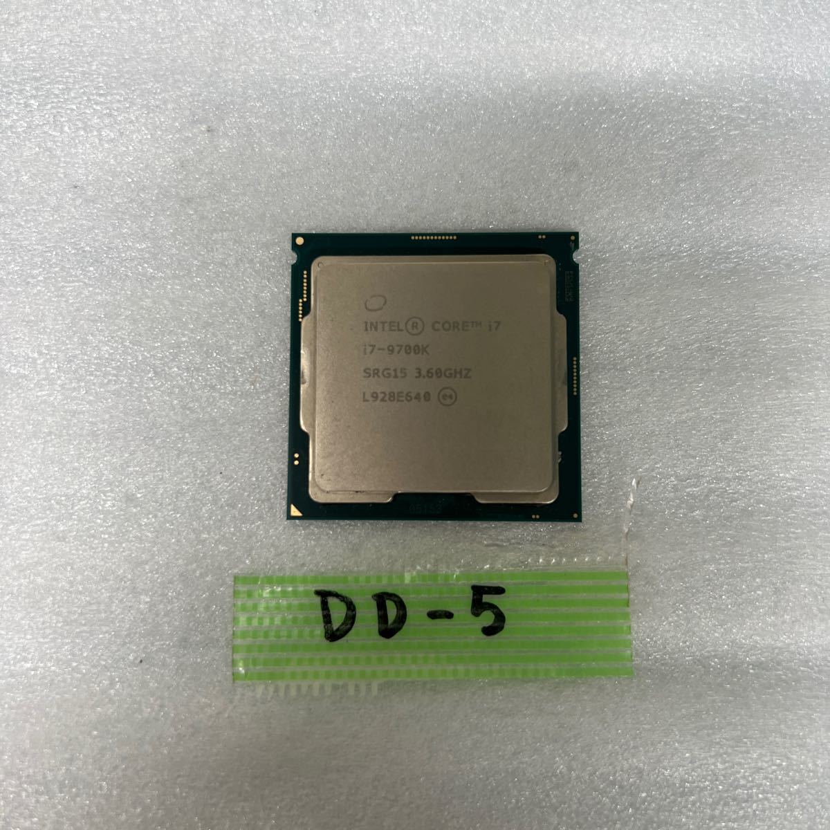 DD-5 激安 CPU Intel Core i7 9700K 3.60GHz SRG15 動作品 同梱可能