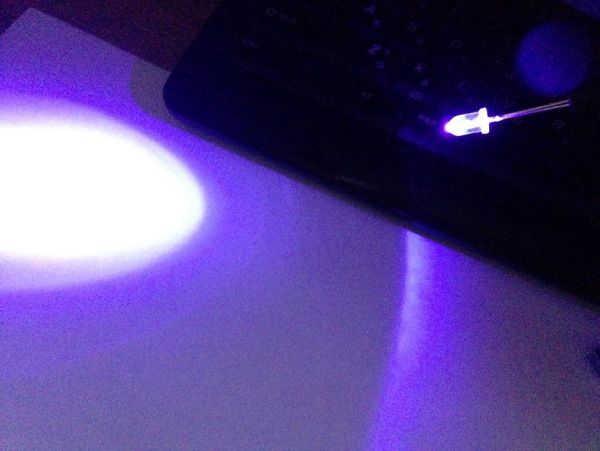 LED UV 380nm 紫外線　発光ダイオード 5mm　ブラックライト_画像2
