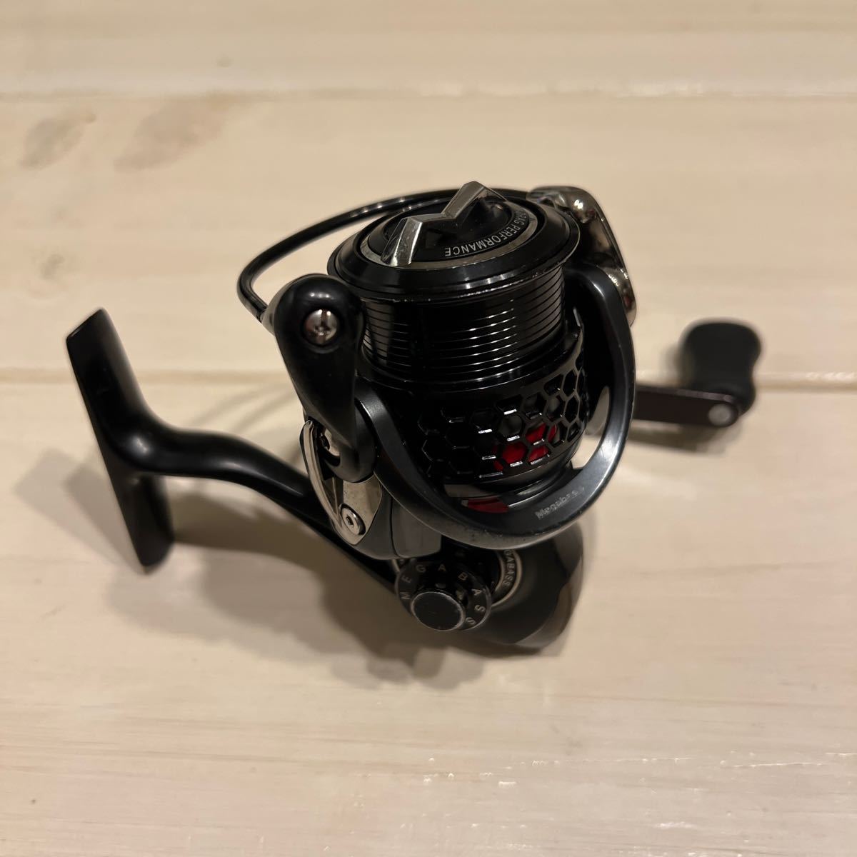 メガバス ガウス20X バス釣りスピニングリール - フィッシング メガバス ガウス20X バス釣りスピニングリール - フィッシング