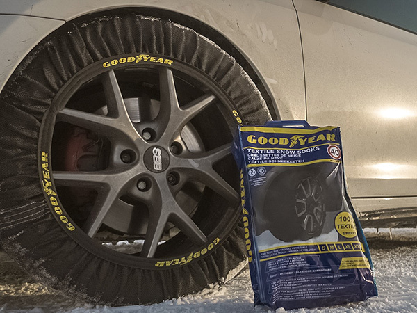 GOODYEAR スノーソックス 布製 タイヤチェーン CLASSIC L メルセデスベンツ 2021- Aクラスセダン 5LA-177186 225/45R18_画像6