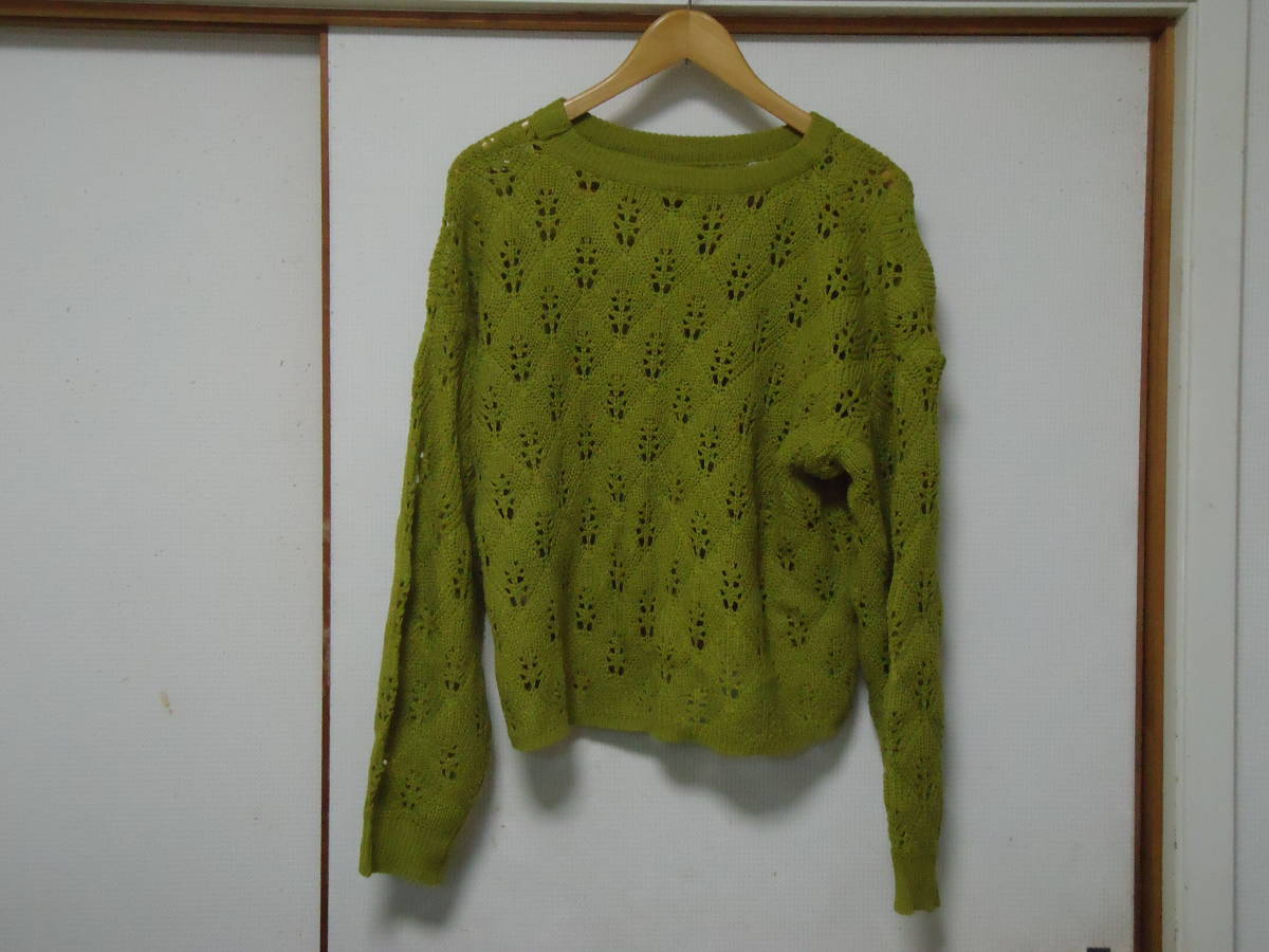 女性向きの　セーター　　　サイズはＭ_画像2