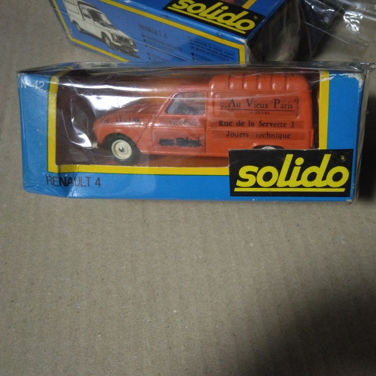  period thing that time thing box attaching Solido solido 42 Renault 4 Renault au Vieux Paris toy shop? car 1/43 van Wagon old car minicar France made old 