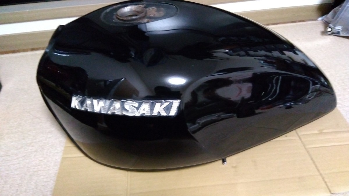 Kawasaki　カワサキ　ZEPHYR　1100 ゼファー　燃料タンク　PINGELコック付き　_画像2