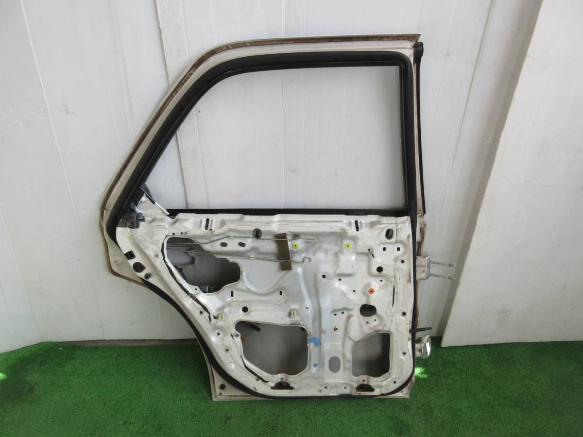 GX81 JZX81/LX80/MX83/SX80/YX80 トヨタ クレスタ 左 リアドア カラー/27N 67114-91610 ASSY 中古 ☆051114ｓ_画像2