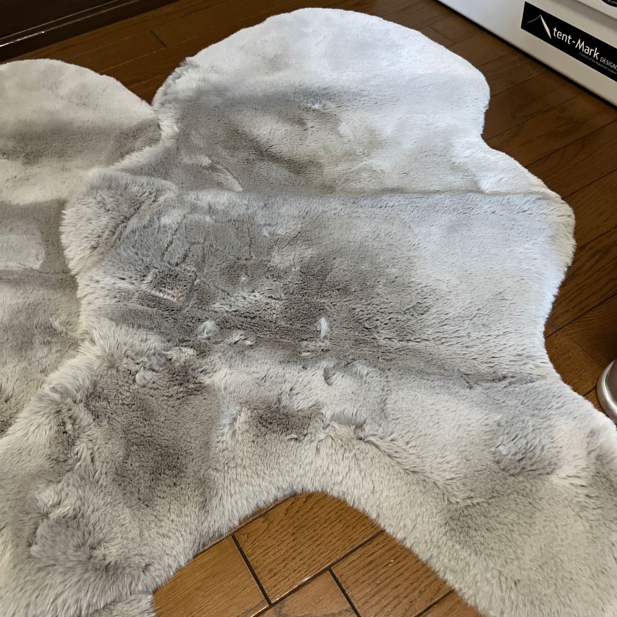 最終値下げ販売 コストコ ムートンラグ グレー 新品2枚セット 最終値下げ販売 コストコ ムートンラグ グレー 新品2枚セット