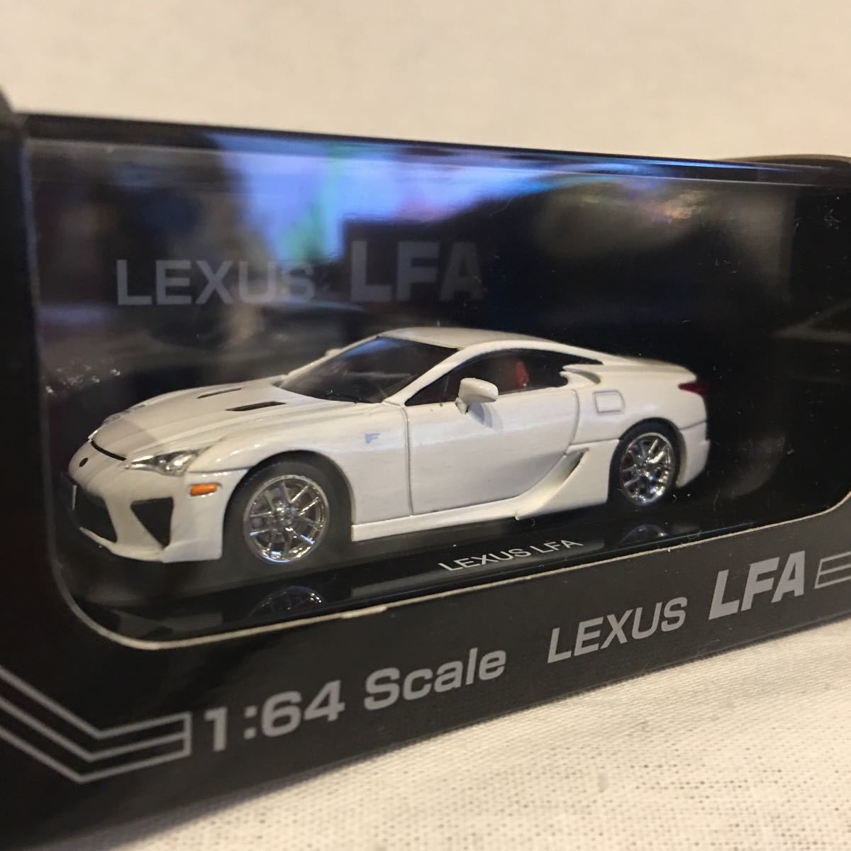 京商 1/64 LEXUS LFA 徳間書店 限定 レクサス ミニカー モデルカー ホワイト