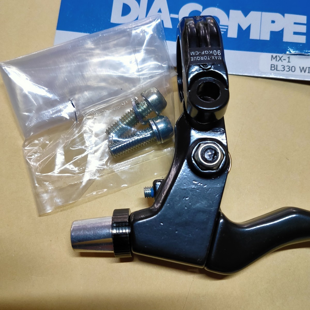 【新品送料無料】 ブレーキレバー MX-1 BL330 WIN ブラック ダイアコンペ DIACOMPE 【関連】 ダイヤコンペ 修理 部品 自転車 DIA-COMPE_画像2