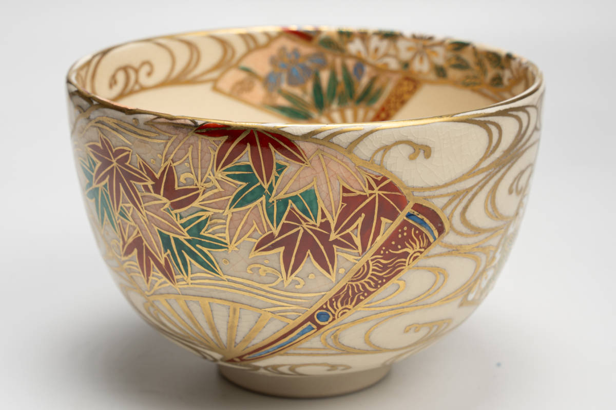 清閑寺窯 杉田祥平造 色絵流水に扇面画 茶碗「茶道具・抹茶茶碗 清閑寺窯 杉田祥平造 色絵流水に扇面画 茶碗「茶道具・抹茶茶碗