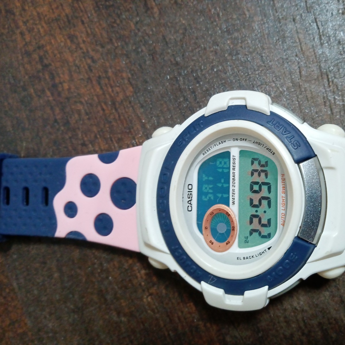 カシオ CASIO 腕時計　GT-003 G-COOL ジークール　電池交換済　ベルト新品　ベゼル塗装　_画像3