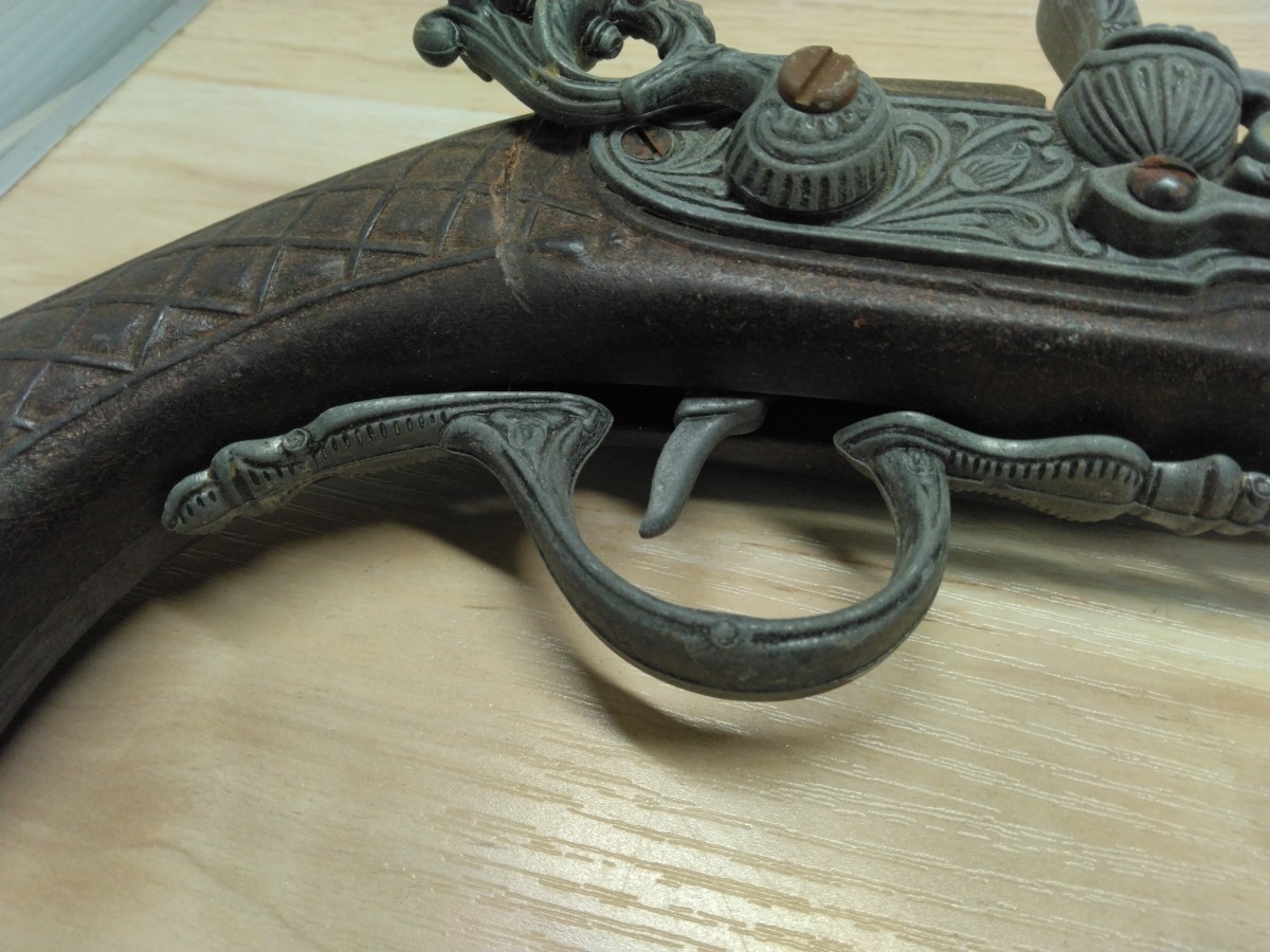 当時物　レトロ　ジャンク　フリントロックピストル レプリカ　古式銃　ヴィンテージ　飾り物　おもちゃ　海賊　装飾銃　R_画像3