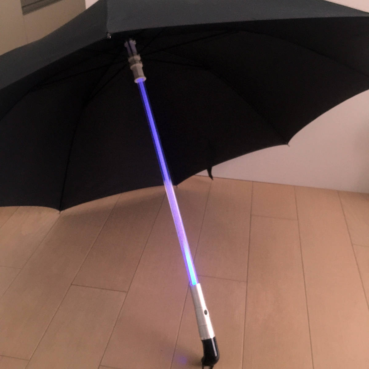 即決 未使用品 ブレードランナー LED 黒傘 umbrella ライト傘 2019年酸性雨の降るロサンゼルス街 青色 Blade Runner フィリップ.K.ディック_画像1