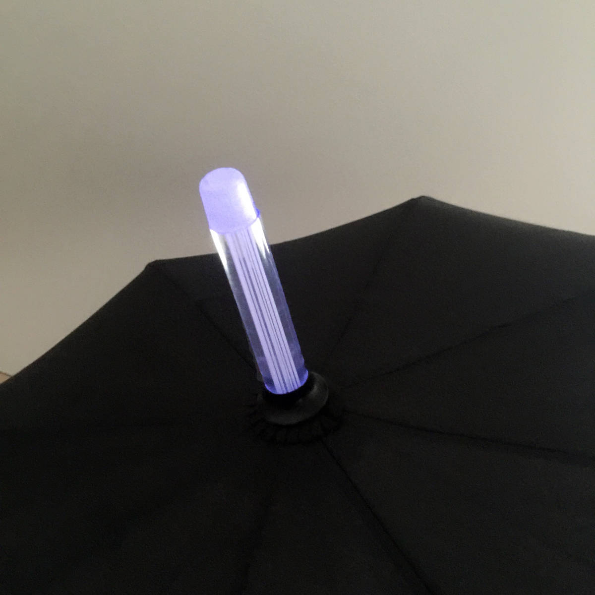 即決 未使用品 ブレードランナー LED 黒傘 umbrella ライト傘 2019年酸性雨の降るロサンゼルス街 青色 Blade Runner フィリップ.K.ディック_画像5