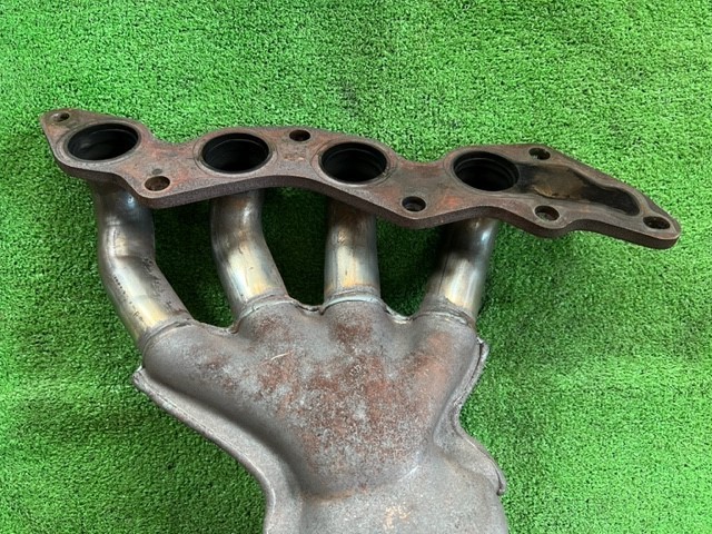  Volvo VOLVO V50 MB4204S catalyst B4204S catalyzer converter exhaust manifold shelves .. none exhaust manifold material for 