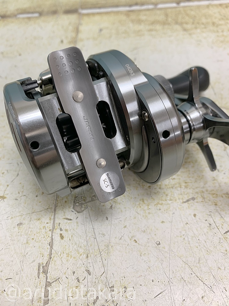 中古☆シマノ ベイトリール カルカッタ コンクエスト DC 100 SHIMANO Shimano _画像5