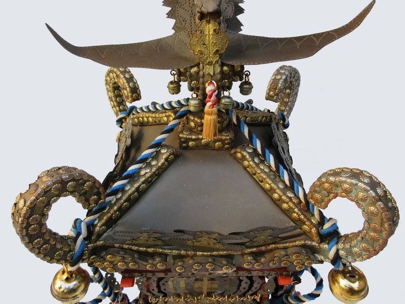 レア ケース付 お神輿 御神輿 三つ巴 縁起物 祭り 神社 鈴 オブジェ 置物 レア ケース付 お神輿 御神輿 三つ巴 縁起物 祭り 神社 鈴