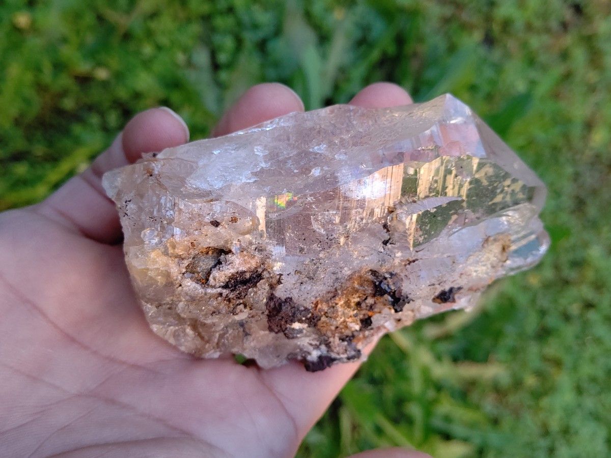 【高品質】パキスタン、ハシュピ 産 ヒマラヤ 水晶  原石 鉱物標本