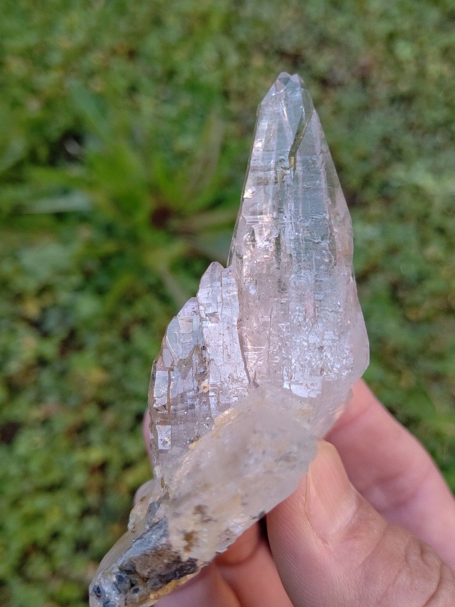 【高品質】パキスタン , ハシュピ 産 ヒマラヤ 水晶  原石