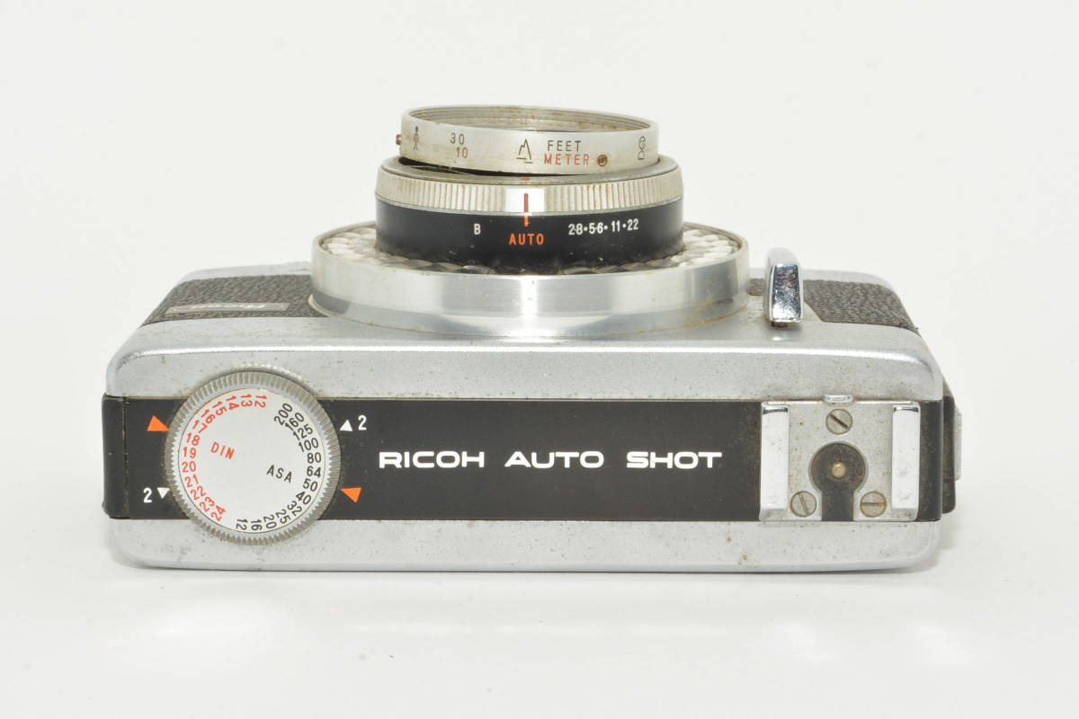 【外観特上級】Ricoh Auto Shot リコー オートショット 35mm フィルムカメラ　#t9819