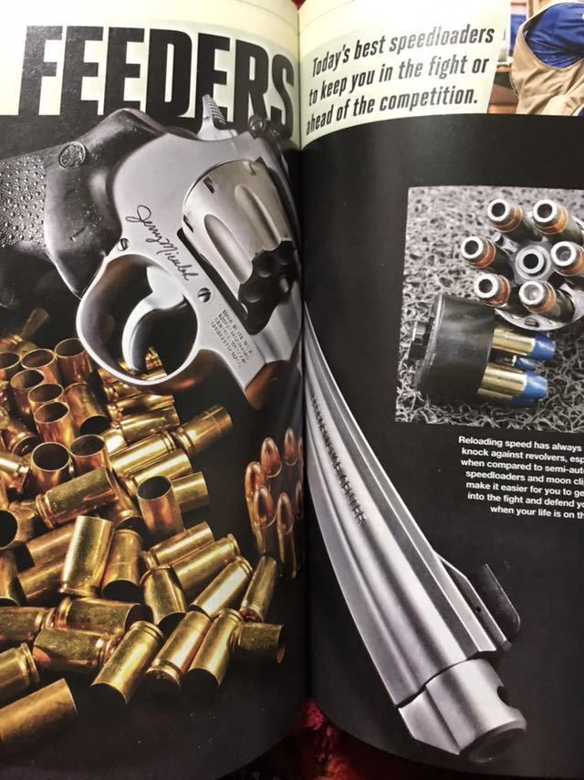 同梱取置歓迎古洋雑誌「THE COMPLETE BOOK OF REVOLVERS」2017年度版 同梱取置歓迎古洋雑誌「THE COMPLETE BOOK OF REVOLVERS」2017年度版