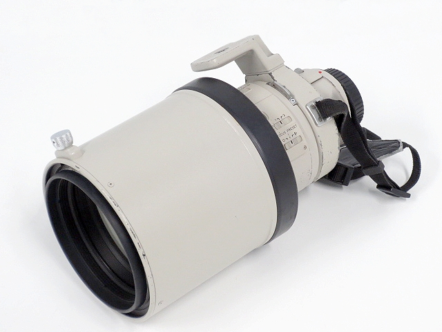 【送料別.現状渡し品】★Canon キヤノン 望遠レンズ ハードケース付き EF300mm 1:2.8L IS USM (EF300mm F2.8L IS USM) スポーツ:231031-R4_画像5