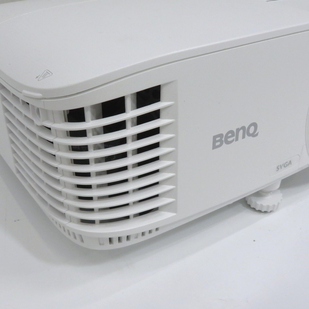 BenQ ベンキュー MS560 プロジェクター SAGA ビジネスプロジェクター 映像 映写機 投影機 OA機器 軽量 スリム YH11949 中古オフィス家具_画像4