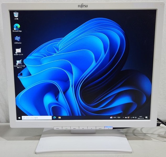 [ used ] Fujitsu liquid crystal square monitor VL-E19-72 19inch SXGA 1280×1024 IPS blue light reduction VGA/DVI-D 2018 year made 2 pcs display verification only (1)