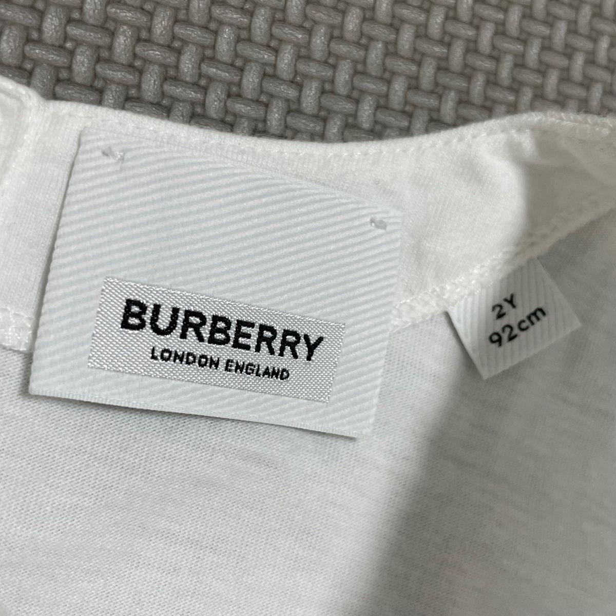 美品　Burberry kids ベビーワンピース　ストライプチェック　半袖　2Y