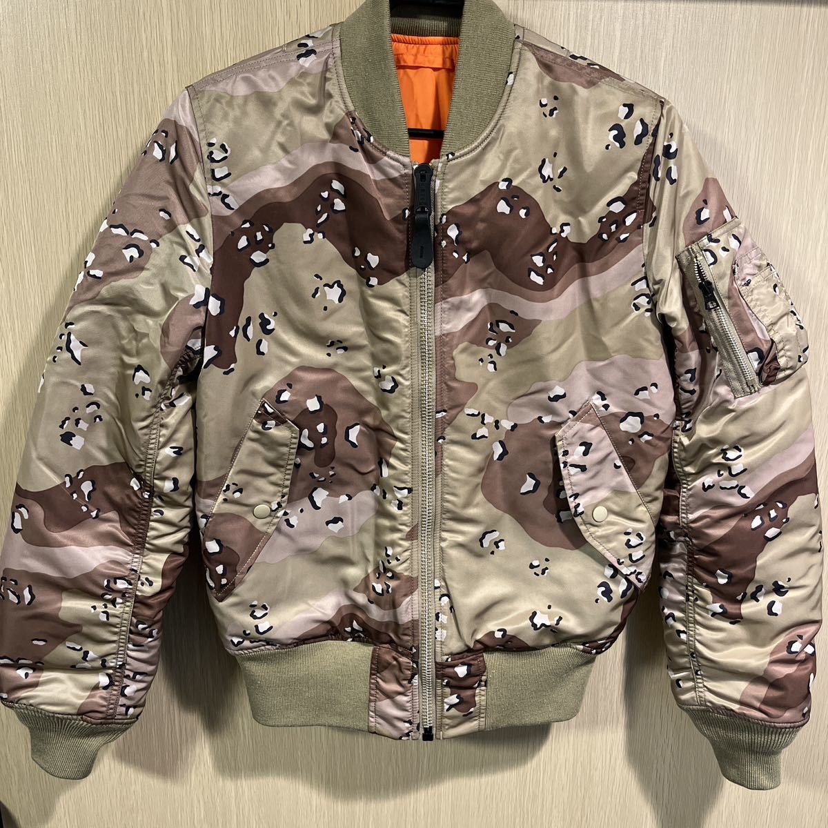 極美品 ALPHA INDUSTRIES フライトジャケットCAMO 迷彩MA-1 サイズS