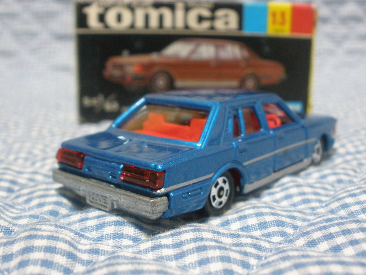 2托米察黑匣子13日產Cedric 280E Brougham在日本托米察1/65 NISSAN CEDRIC 280E布魯厄姆製成 原文:2 トミカ 黒箱 13 ニッサン セドリック 280E ブロアム 日本製 tomica 1/65 NISSAN CEDRIC 280E BROUGHAM