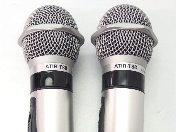 ■○ audio-technica/オーディオテクニカ ATIR-T88 赤外線 マイクロホン/チャージャー BC-700 通電のみ確認_画像2