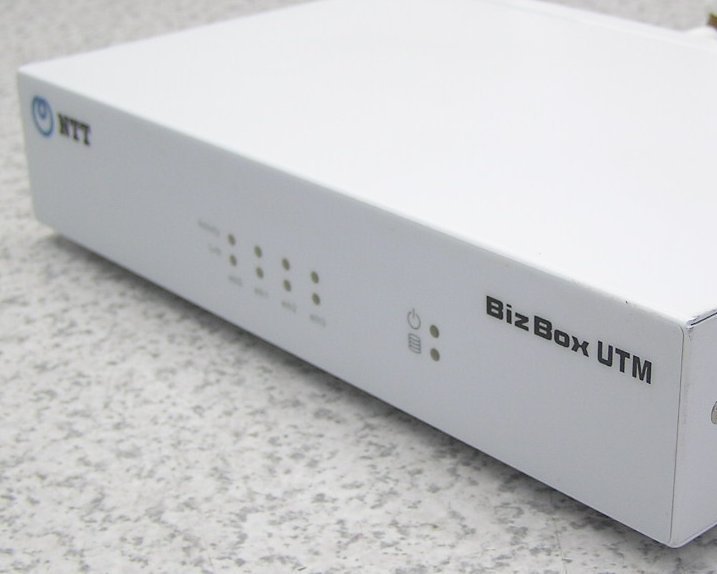 ■NTT西日本 ネットワークセキュリティ Biz Box UTM (SSB)(5) 統合脅威管理（5クライアント用情報機器)　　2017年製 美品です！_画像2