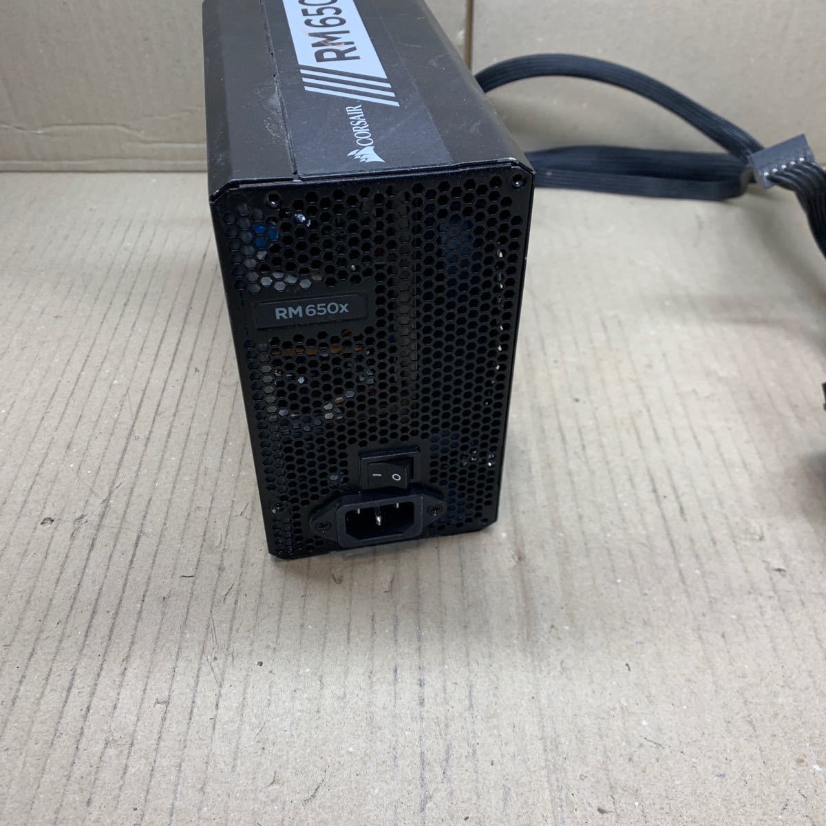 650W /RM650X /80PLUS 認証 ATX電源ユニット 動作確認済み PCパーツ PC電源ATX電源BOX 中古 タイプ 80PLUS 黒 （ P37）_画像8