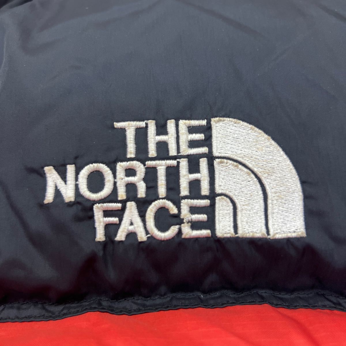 C-96 THE NORTH FACE ノースフェイス ヌプシ ダウンジャケット アウター 上着 メンズ レッド ブラック 95 【S】_画像10