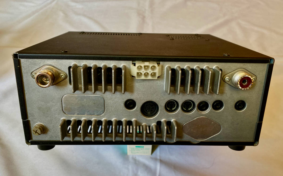 iCOM　IC-910　トランシーバー　無線機ジャンク品　スタンドマイクSM-20　不具合品_画像3