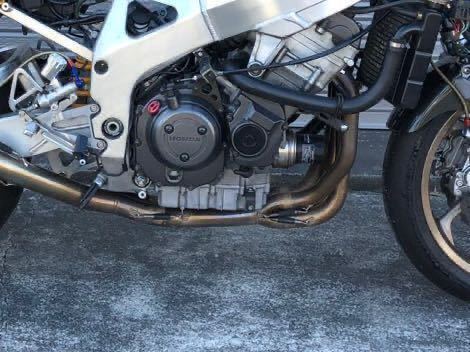 HONDA CBR900RR ファイヤーブレード SC28 SC33 AKRAPOVIC アクラポビッチ マフラー スコーピオン HRC_装着例 2