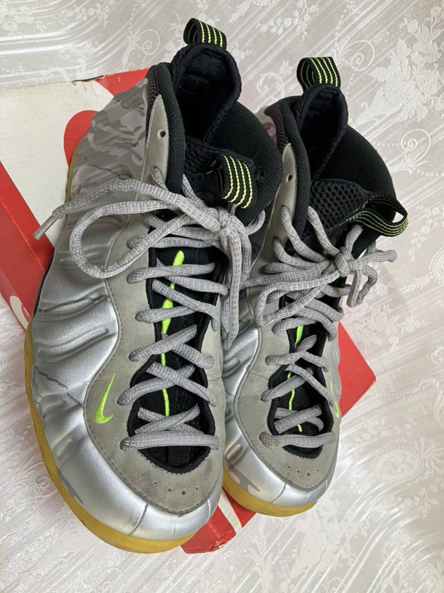 NIKE Air Foamposite One シルバー 27㎝ 中古_画像4