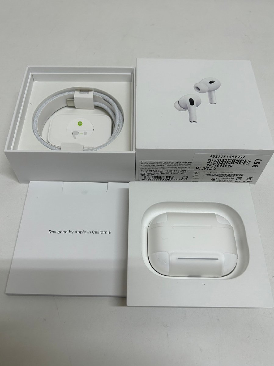 2072　Apple AirPods Pro 第2世代 MagSafe充電ケース(USB-C)付き MTJV3J/A 美品_画像1