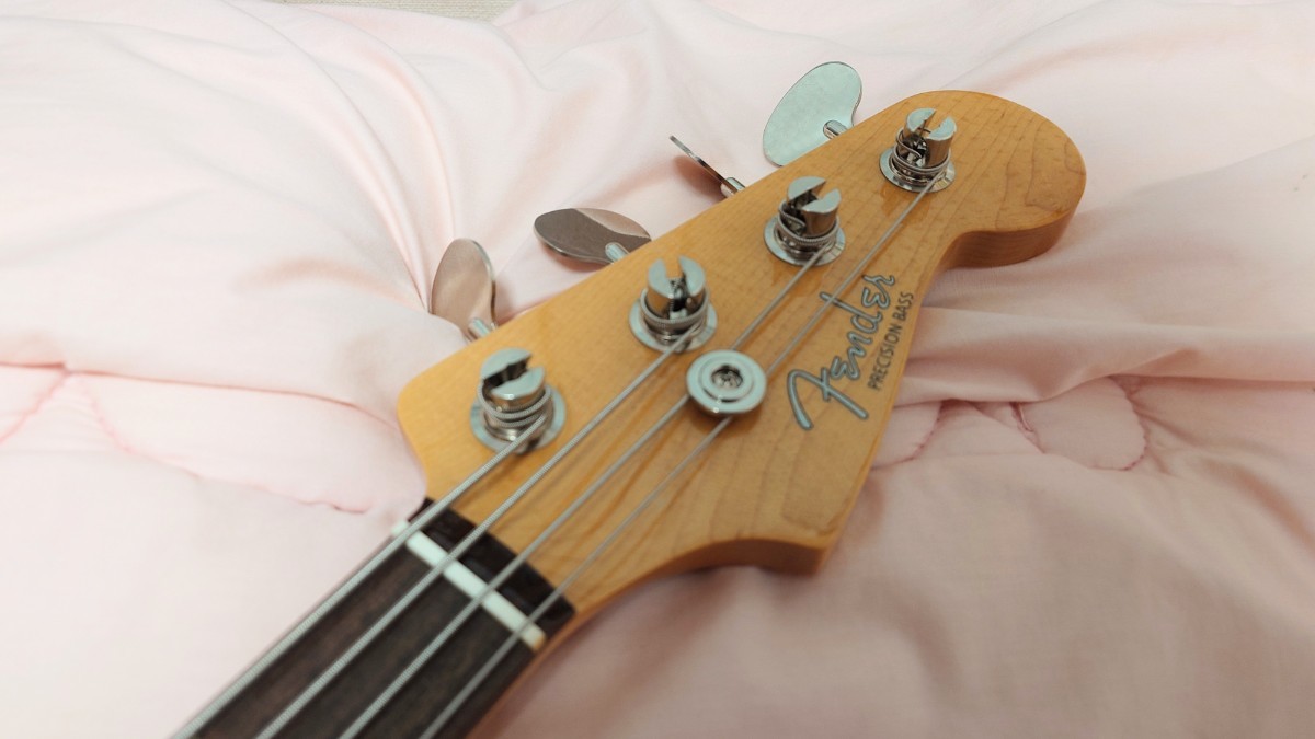 Fender HAMA OKAMOTO Precision Bass 3 Color Sunburst_画像3