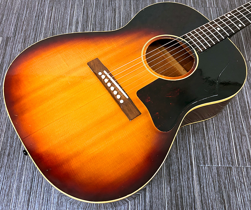 ■Gibson ギブソン LG-1 アコースティックギター ビンテージ ハードケース付き■_画像3