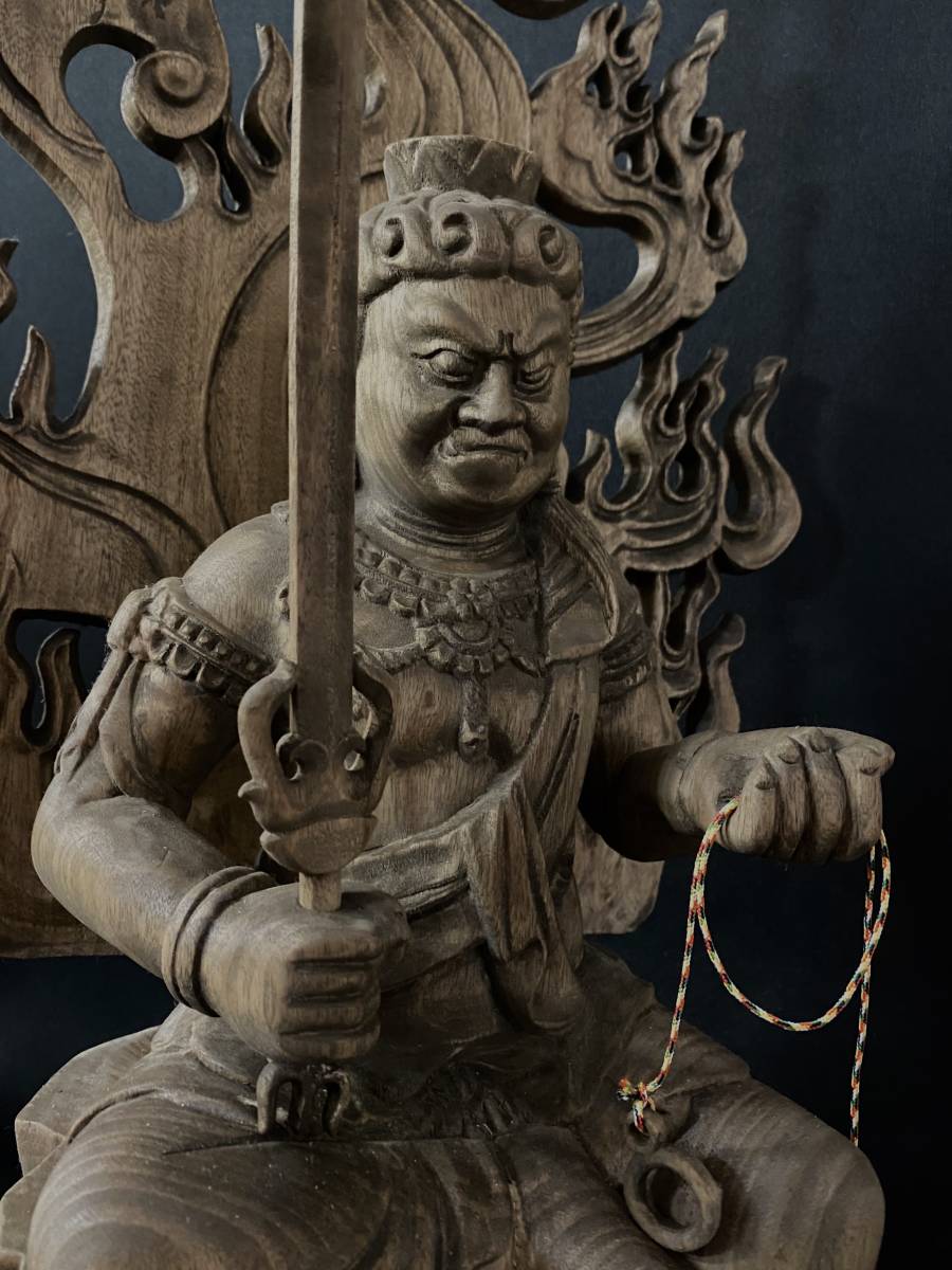 井波彫刻　大型58cm 仏教工芸品　総楠製　時代彫刻　木彫仏像　不動明王座像_画像8