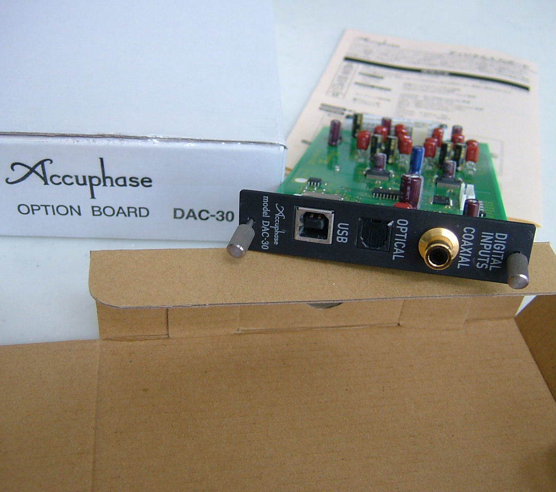 新品 元箱入 Accuphase アキュフェーズ DAC-30 デジタル入力ボード DAC 専用スロット式 同軸 光ファイバー USB 日本製 NOS ①_画像3