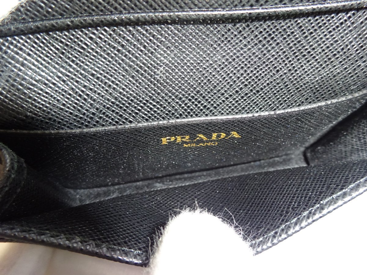 【美品】プラダ PRADA 名刺入れ カードケース ユニセックス ブラック ゴールド 三角ロゴプレート トライアングル_画像7