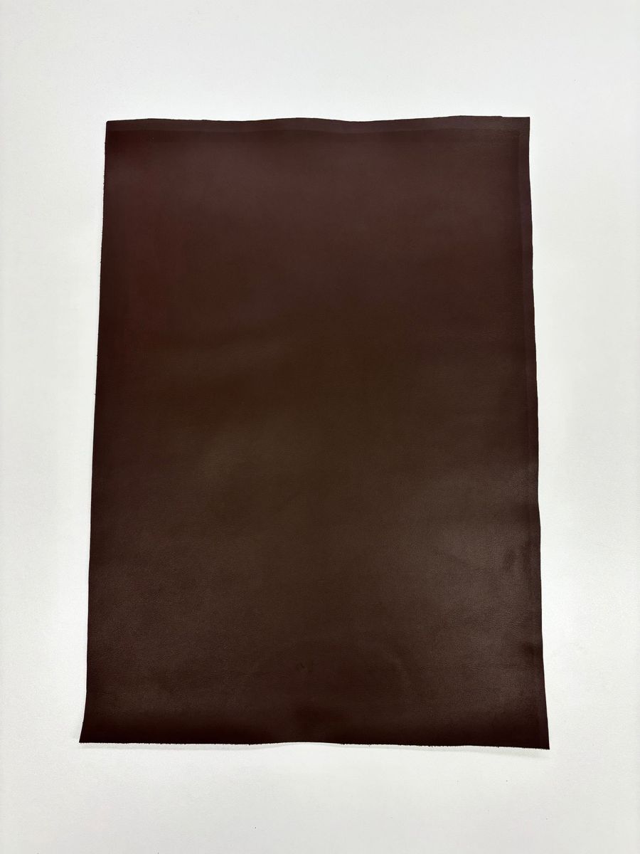 姫路レザー　牛革　スムース　チョコレート　A3×2枚